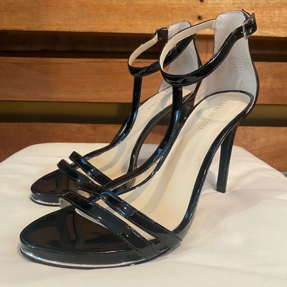 Kenneth Cole New York Stiletto Heels
